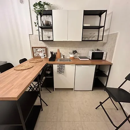 Cri House Apartment *