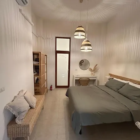 Cri House Bari