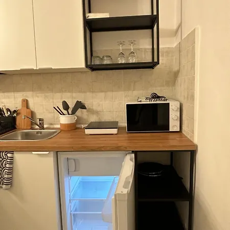 Cri House * Барі